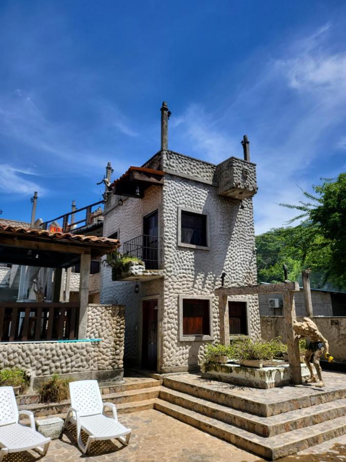 Hostal Casa De Las Gargolas Amapala Kültér fotó