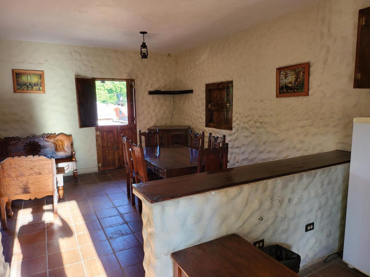 Hostal Casa De Las Gargolas Amapala Kültér fotó