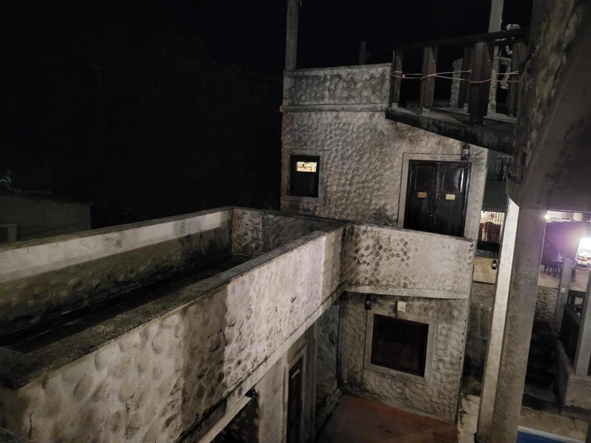 Hostal Casa De Las Gargolas Amapala Kültér fotó
