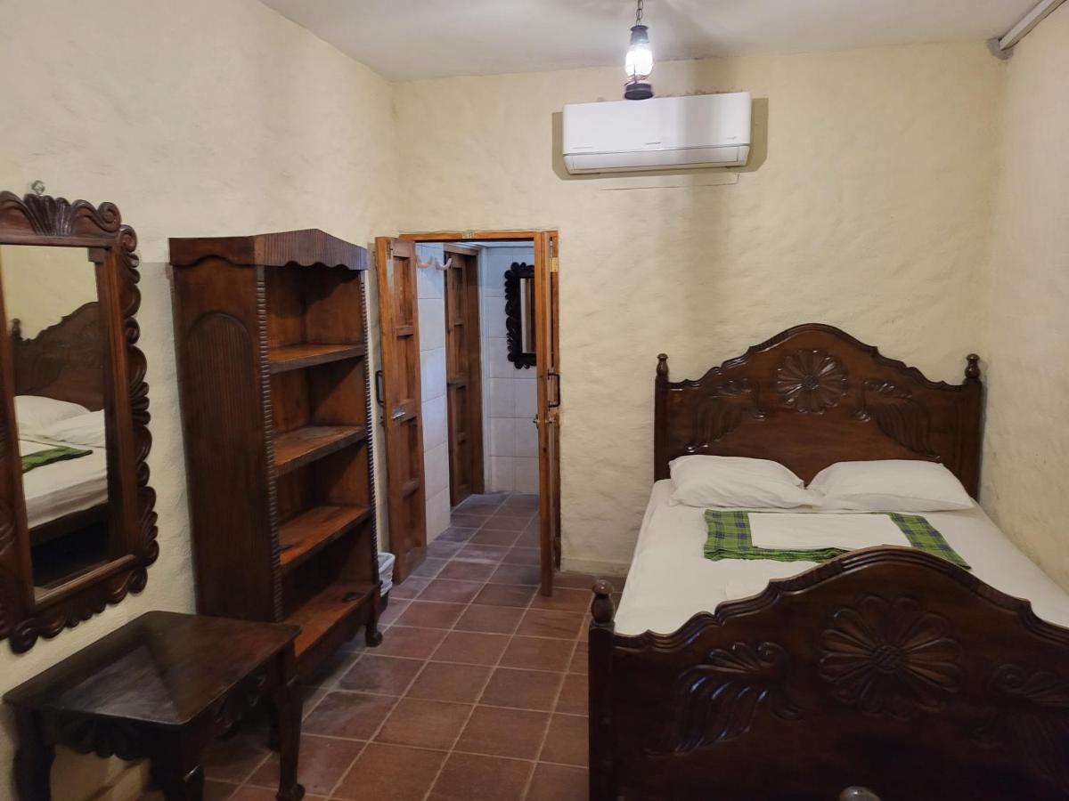 Hostal Casa De Las Gargolas Amapala Kültér fotó